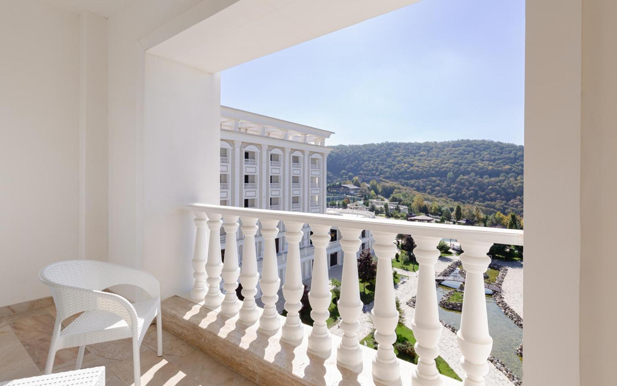 Shamakhi Palace Sharadil Seredil Екстер'єр фото A balcony